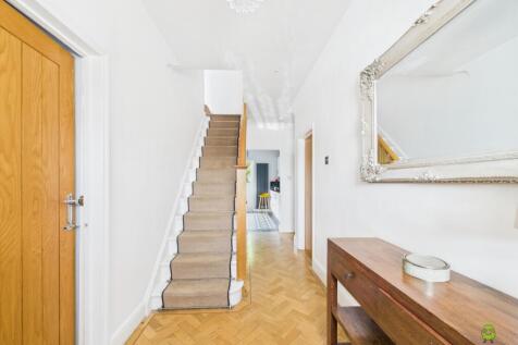 Nicoleta Aliman Ewemove Bexleyheath 