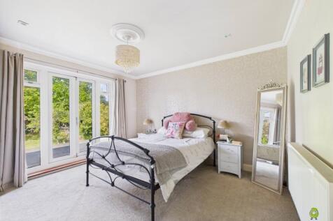 Nicoleta Aliman Ewemove Bexleyheath 