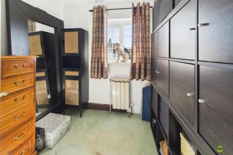 CAM02615G0-PR0037-STILL002
