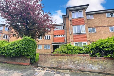 Pinecroft Court Available For Sale With Clinton Cr