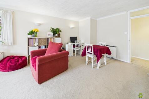 Pinecroft Court Available For Sale With Clinton Cr