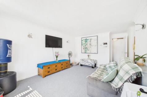 Presented by Kevin at EweMove Bexleyheath and Dart
