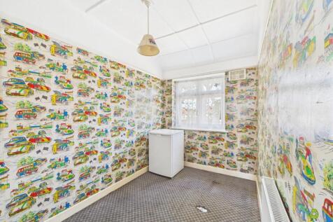 Presented by Kevin at EweMove Bexleyheath and Dart