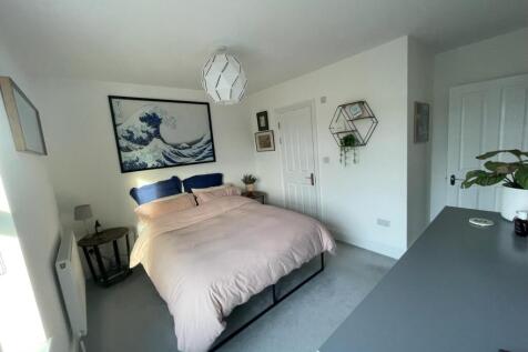 Main Bedroom 2