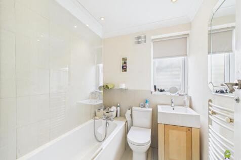 Presented by Nicoleta at EweMove Bexleyheath and D