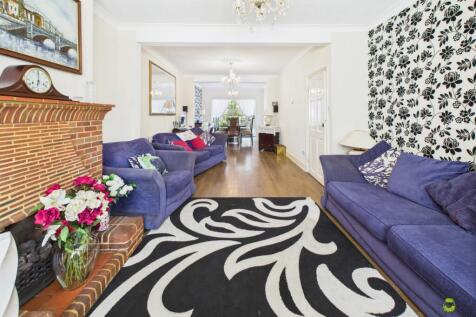 Presented by Clinton at EweMove Bexleyheath and Da