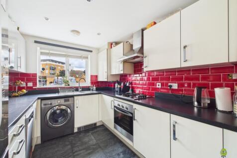 Nicoleta Ewemove Bexleyheath Darwin Avenue The Bri