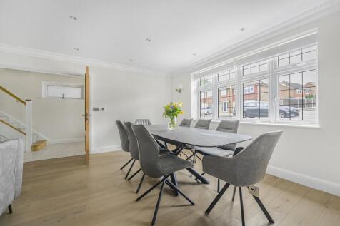 Nicoleta Aliman EweMove Bexleyheath Viewfield Road