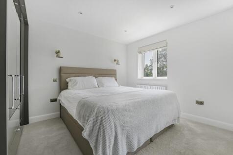 Nicoleta Aliman EweMove Bexleyheath Viewfield Road