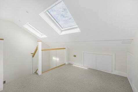 Nicoleta Aliman EweMove Bexleyheath Viewfield Road