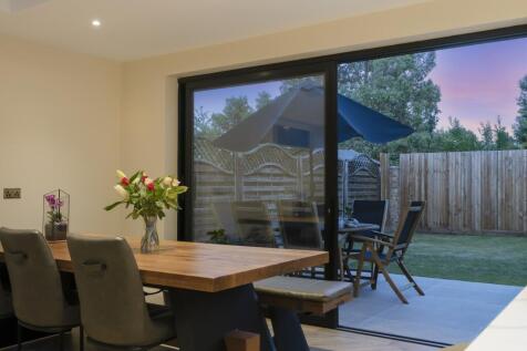 Nicoleta Aliman EweMove Bexleyheath Viewfield Road