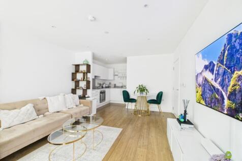 Presented by Clinton at EweMove Bexleyheath and Da