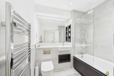 Presented by Clinton at EweMove Bexleyheath and Da