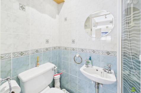 Presented by Nicoleta at EweMove Bexleyheath and D