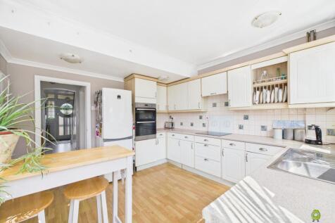 Presented by Robert at EweMove Bexleyheath and Dar