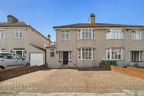 Presented by Clinton at EweMove Bexleyheath and Da