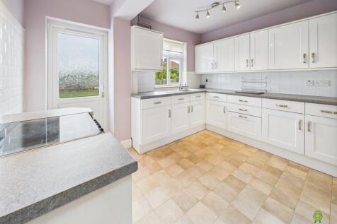 Presented by Clinton at EweMove Bexleyheath and Da