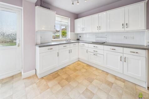 Presented by Clinton at EweMove Bexleyheath and Da