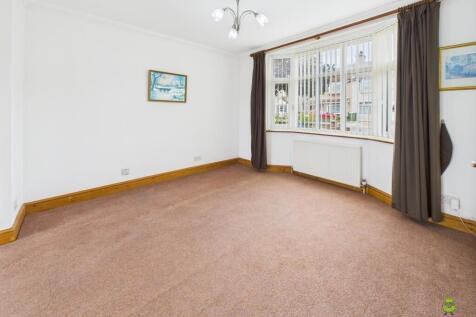 Presented by Clinton at EweMove Bexleyheath and Da