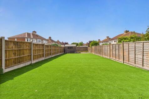 Presented by Clinton at EweMove Bexleyheath and Da