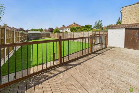 Presented by Clinton at EweMove Bexleyheath and Da
