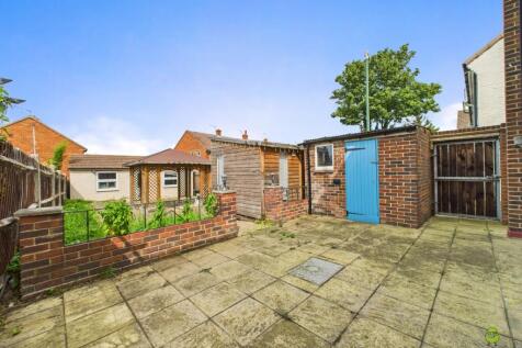 Presented by Nicoleta at EweMove Bexleyheath and D
