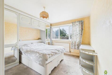 Presented by Kevin at EweMove Bexleyheath and Dart