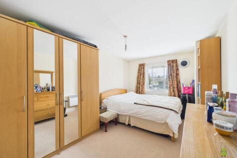 Presented by Kevin at EweMove Bexleyheath and Dart