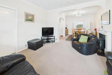 Presented by Clinton at EweMove Bexleyheath and Da
