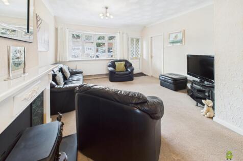 Presented by Clinton at EweMove Bexleyheath and Da
