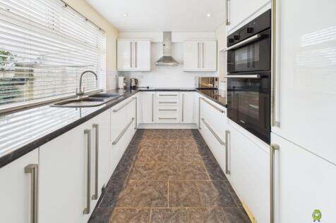 Presented by Clinton at EweMove Bexleyheath and Da