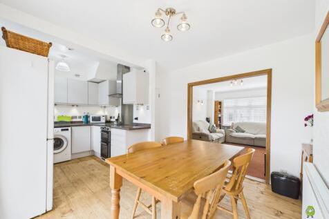 Presented by Kevin at EweMove Bexleyheath and Dart