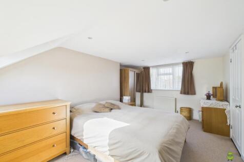 Presented by Kevin at EweMove Bexleyheath and Dart