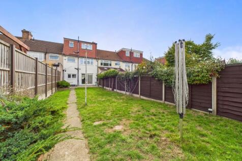 Presented by Kevin at EweMove Bexleyheath and Dart