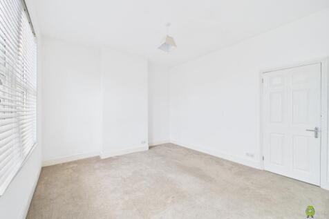 Presented by Kevin at EweMove Bexleyheath and Dart