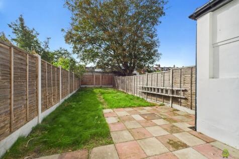 Presented by Kevin at EweMove Bexleyheath and Dart