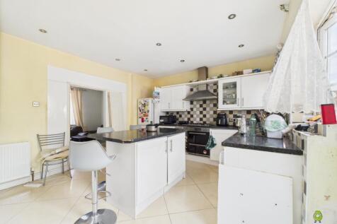 Presented by Kevin at EweMove Bexleyheath and Dart