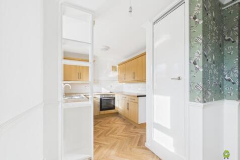 Presented by Kevin at EweMove Bexleyheath and Dart