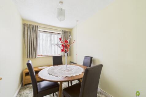 Presented by Kevin at EweMove Bexleyheath and Dart