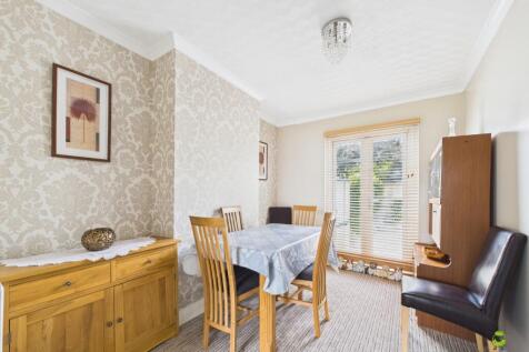 Presented by Kevin at EweMove Bexleyheath and Dart