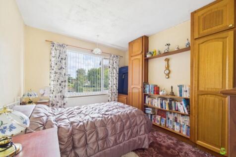 Presented by Kevin at EweMove Bexleyheath and Dart