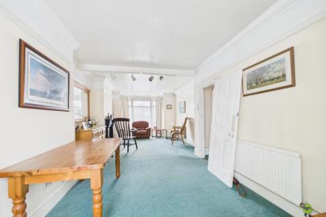 Presented by Kevin at EweMove Bexleyheath and Dart