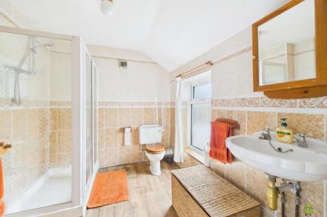 Presented by Kevin at EweMove Bexleyheath and Dart