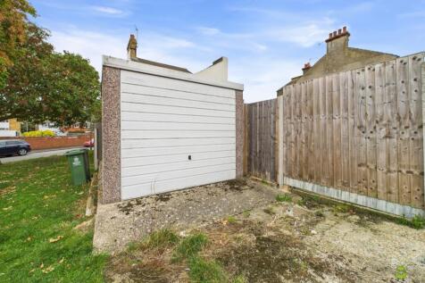 Presented by Kevin at EweMove Bexleyheath and Dart