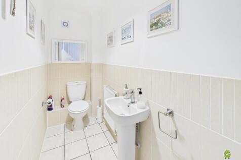 Ground Floor WC James Hillier EweMove Bexley and D
