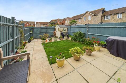 Rear Garden James Hillier EweMove Bexley and Dartf