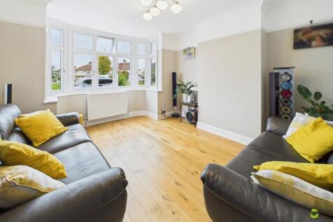 Presented by Clinton at EweMove Bexleyheath and Da