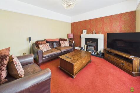 Presented by Clinton at EweMove Bexleyheath and Da