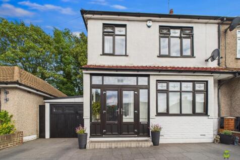 Presented by Clinton at EweMove Bexleyheath and Da