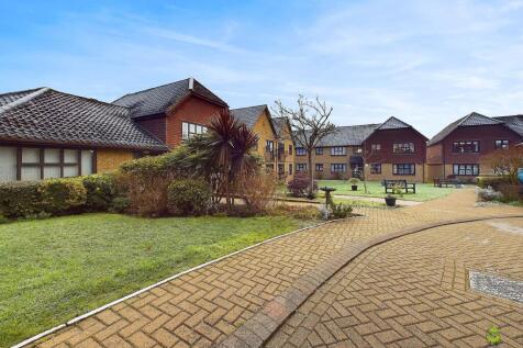 CAM03418G0-PR0170-STILL007